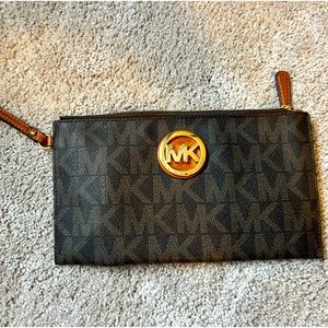 Michael Kors clutch